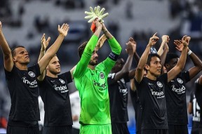 华体会体育-切尔西险胜利物浦，莱万乌龙送礼亚洲杯