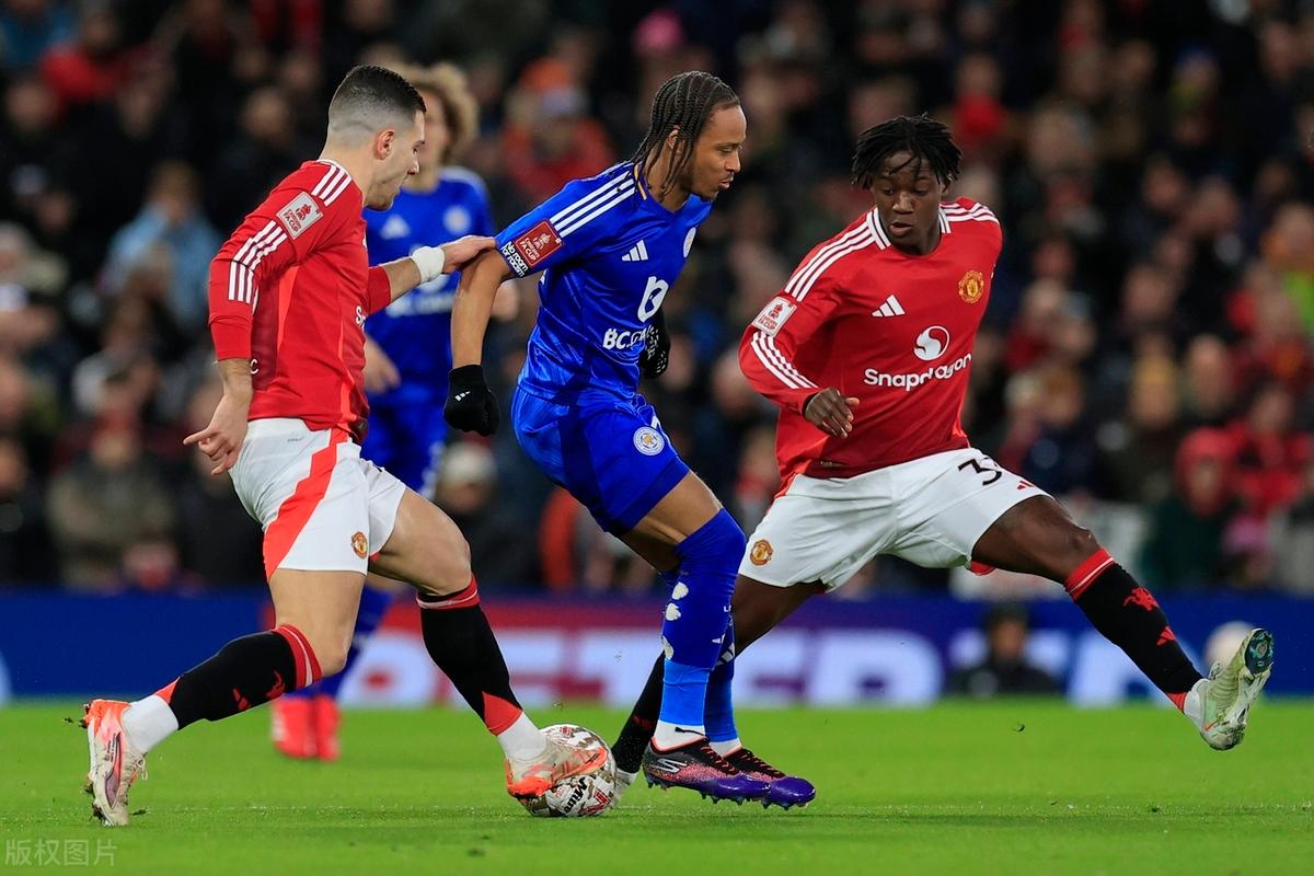 华体会官网-热刺战平曼联，哈兰德补时绝平意甲  第2张