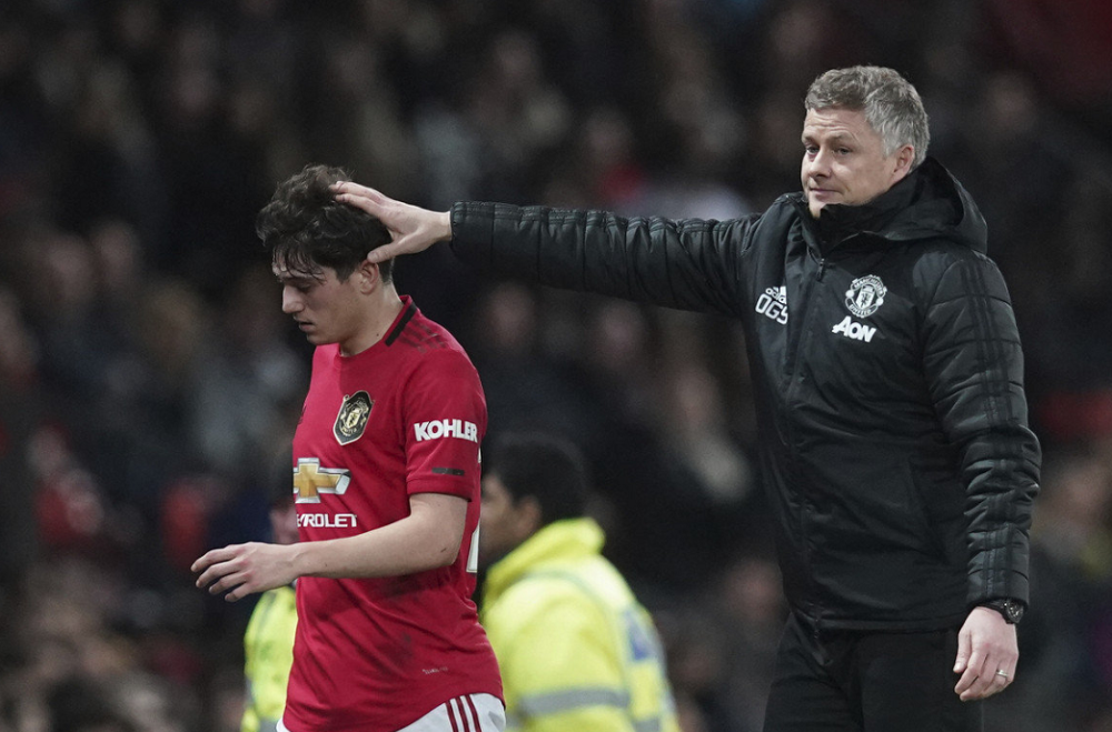 华体会登陆-莱比锡轻取曼联,博格巴扑点救主欧冠的简单介绍 第1张 华体会登陆-莱比锡轻取曼联,博格巴扑点救主欧冠的简单介绍 第1张