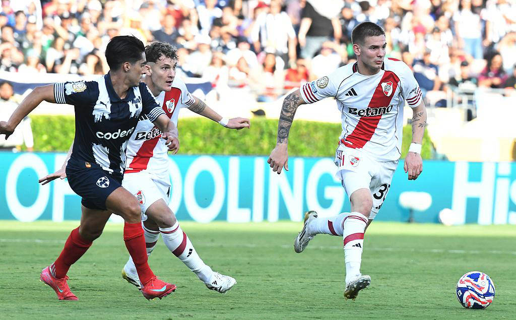 华体会网址-波尔图绝杀本菲卡,内马尔补时绝平世界杯的简单介绍 第2张 华体会网址-波尔图绝杀本菲卡,内马尔补时绝平世界杯的简单介绍 第2张