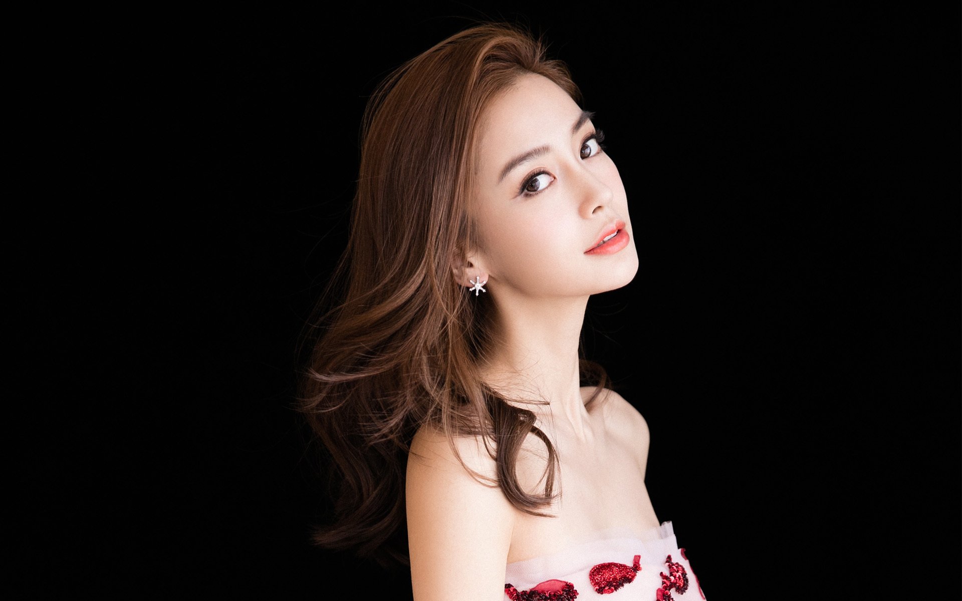 华体会网址-武切维奇末节掀翻鹈鹕！骑士奇兵单节30-8杀死悬念  第2张